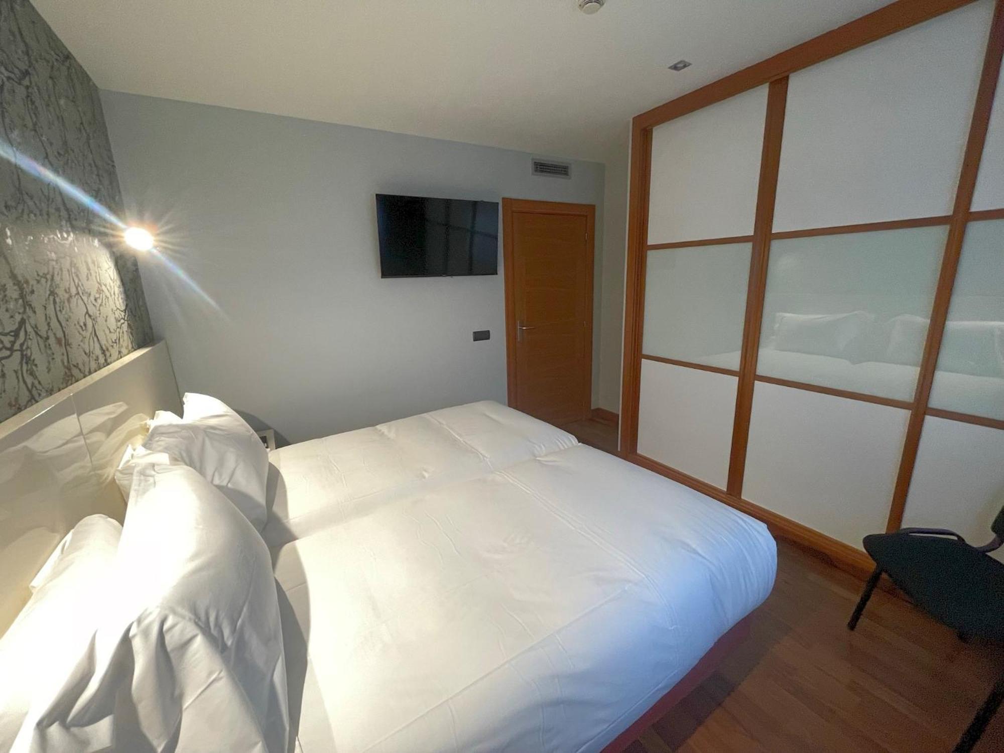 Apartahotel Ah San Fermín Pamplona Villava