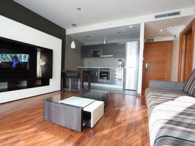 Apartahotel Ah San Fermín Pamplona 4*
